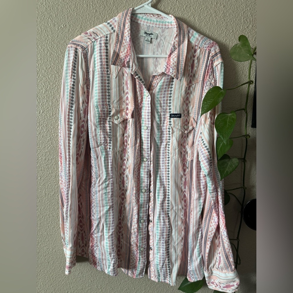 Wrangler Women's Pink Southwest Aztec Long Sleeve